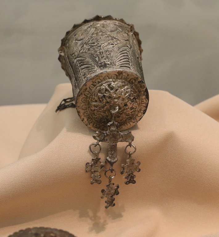 <p>Чашки за висящи кандила</p>