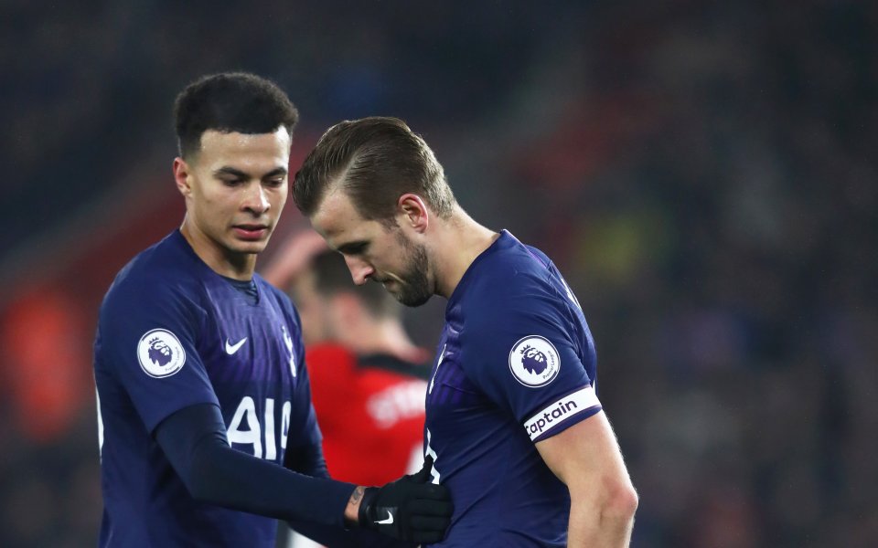 Голмайсторът на Тотнъм Хари Кейн ще бъде аут от футболните