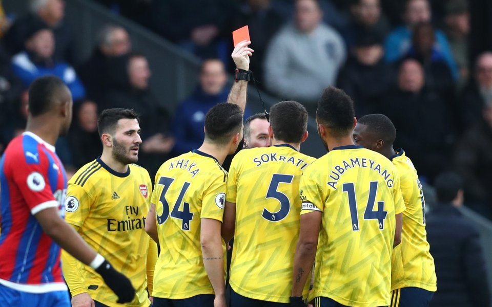 В ранния съботен ден предстои да се изиграе едно от