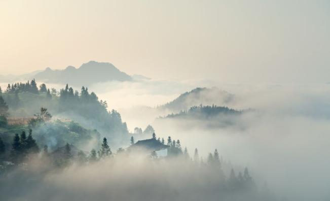 Динамична сряда: От гъсти мъгли сутринта до 21 градуса следобед