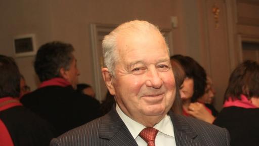  Почина учен Благовест Сендов 