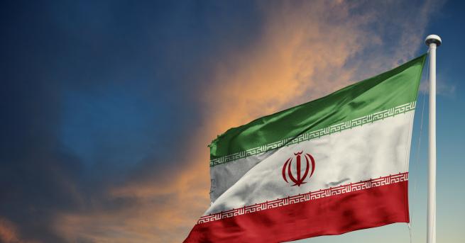 Свят Ядрената сделка с Иран Умираща или вече погребана Техеран
