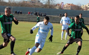 Без победител завърши контролната срещата между Нефтохимик и Созопол която