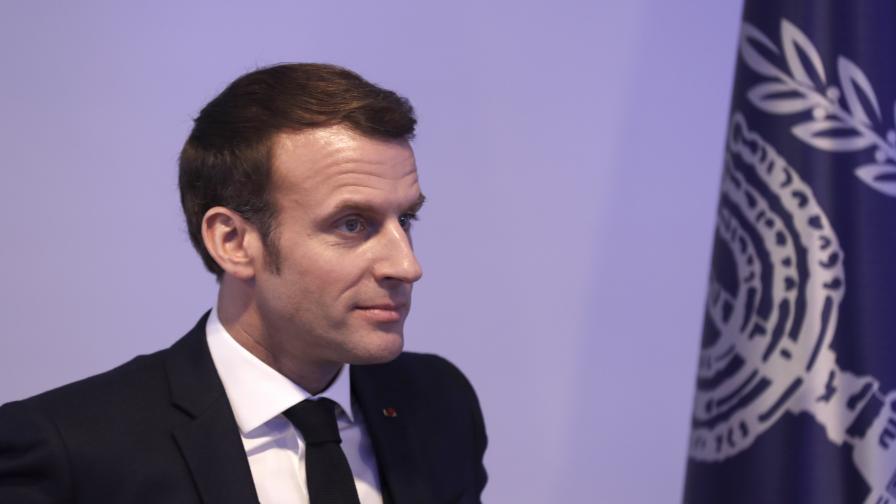 Макрон назначи новото правителство на Франция