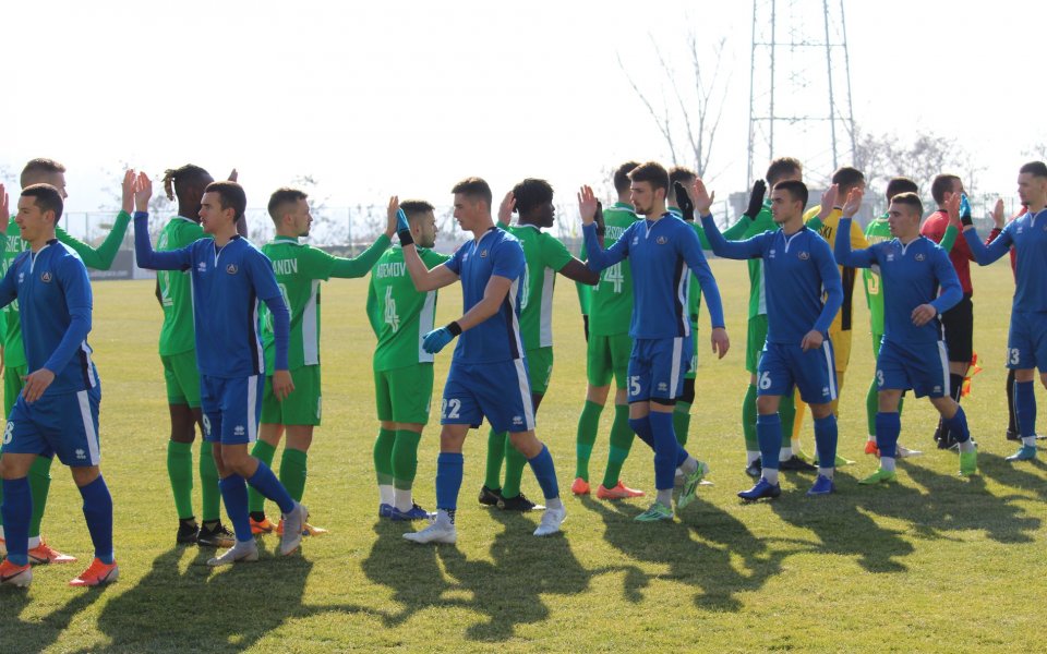 Пирин победи с 3:0 юношите до 19 години на Левски.