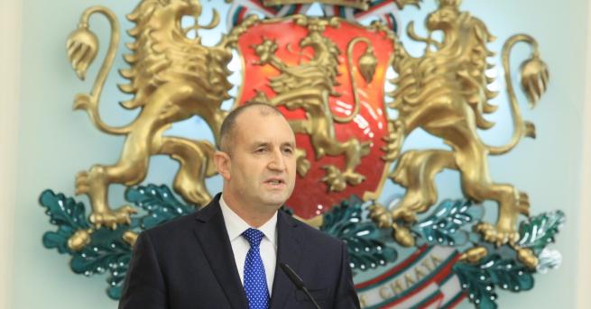 България Радев Президентската институция задава политическия дневен ред Държавният глава