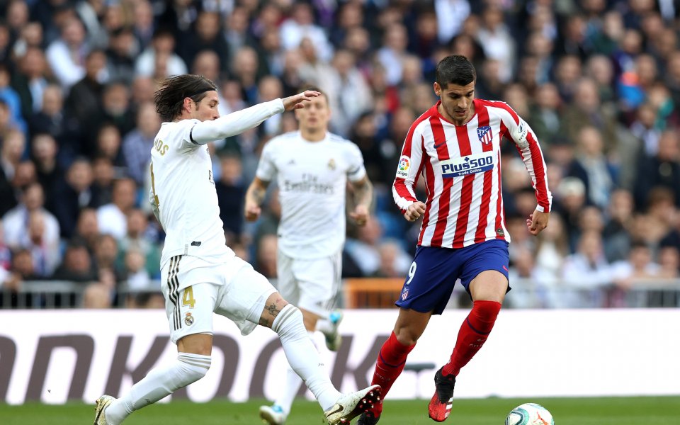 Отборите на Реал Мадрид и Атлетико Мадрид играят при резултат