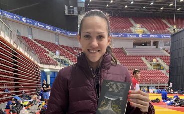 Световната и европейска шампионка по бокс Станимира Петрова подкрепи мисията