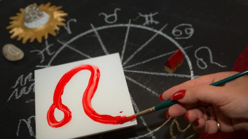  <p><strong>Забавен хороскоп:</strong> Как се държат зодиите в киното?</p> 