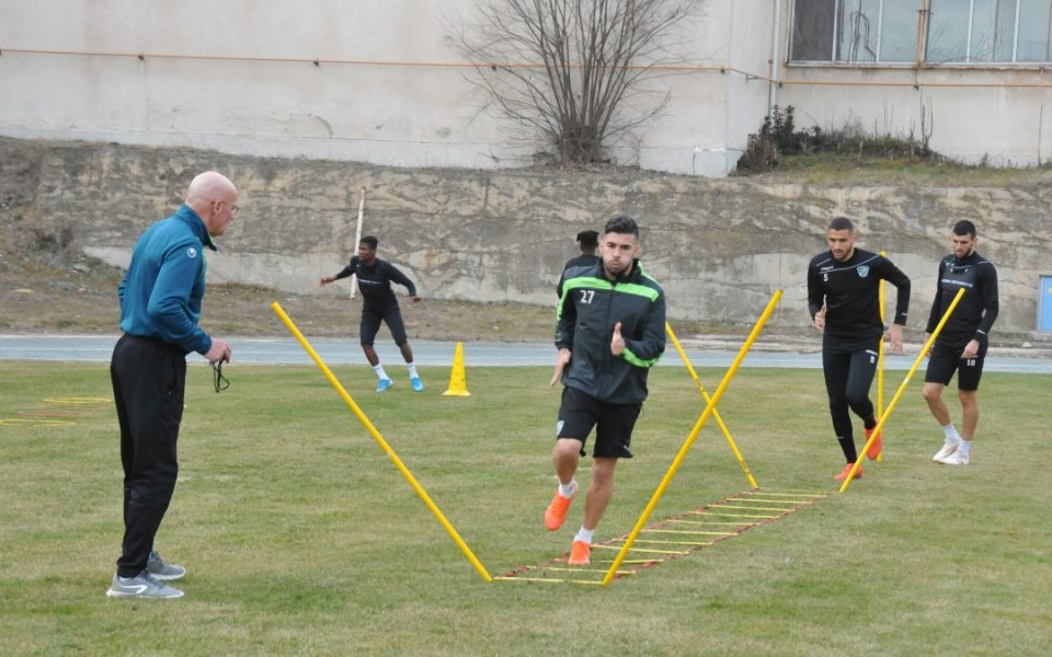 След вчерашното първо занимание след лагера в турския курорт Белек,