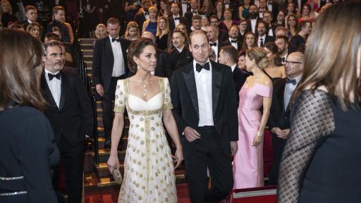  <p>Брад Пит се <strong>шегува с Брекзит и Мегзит</strong> пред Уилям и Кейт</p> 