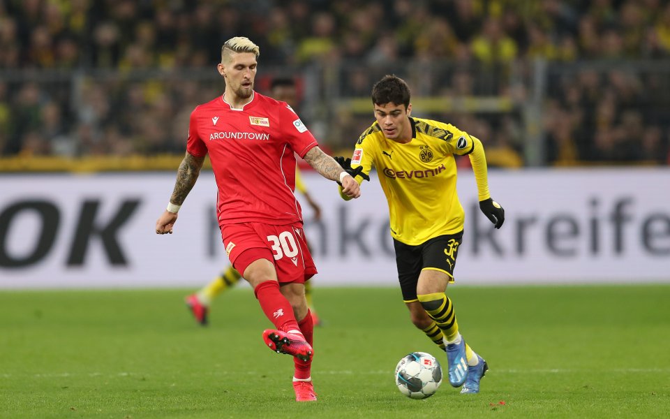 Халфът на Борусия Дортмунд Джовани Рейна стана най-младият играч на