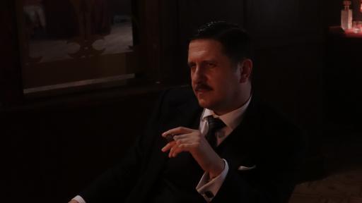  Асен Блатечки изпълня с 15 кг, с цел да се трансформира в Буров 