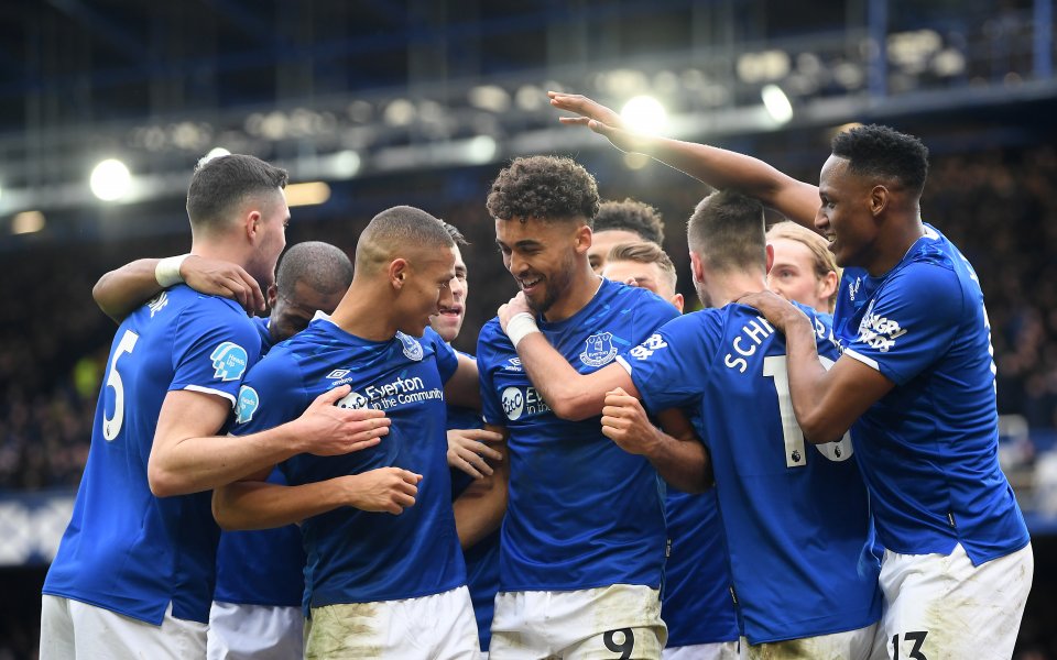 Превъзходното представяне на Евертън при Карло Анчелоти продължи и в