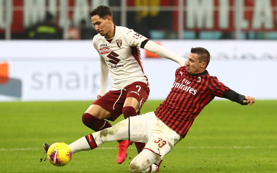 Халфът на Милан Раде Крунич ще бъде извън игра за