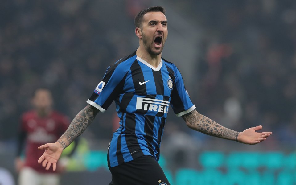 Отборите на Интер и Милан играят при резултат 3:2 в