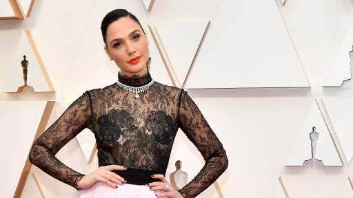  <p>Модна полиция:<strong> най-зле облечените</strong> на "Оскар"-ите&nbsp;</p> 