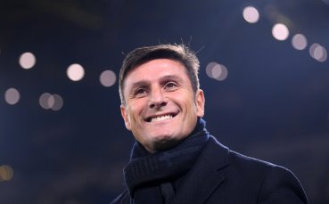Санети се срещна със стотици фенове преди мача с Лудогорец (снимки)