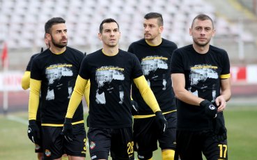 Треньорът на Ботев Пловдив Ферарио Спасов определи група от 18 футболисти