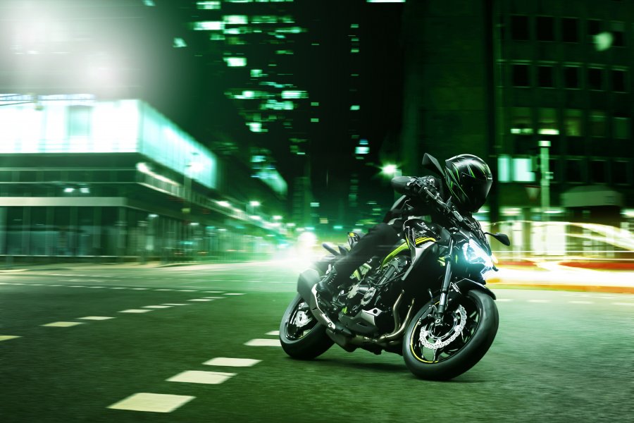 КТМ и Kawasaki с по три атрактивни премиери на Moto1