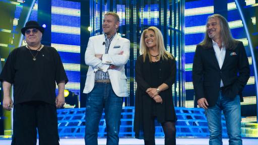  Водеща позиция за NOVA през февруари 