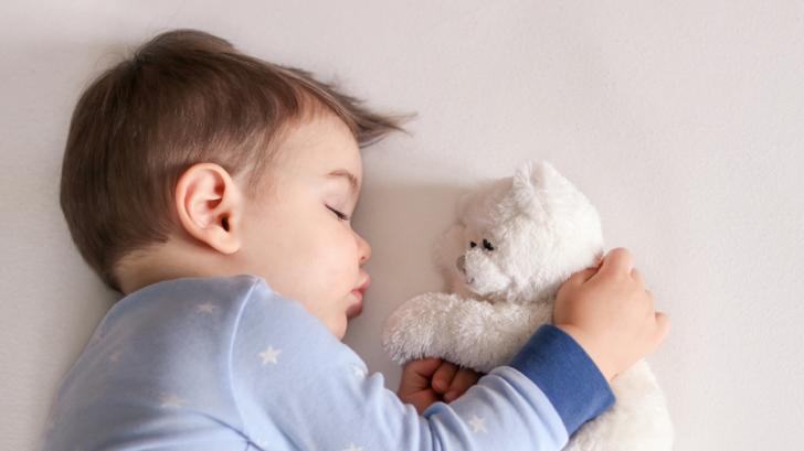 От колко сън има нужда 3-годишното дете?