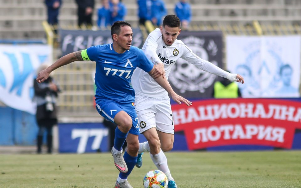 На "Герена" остана само една дилема около титулярните 11 играчи.