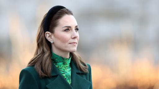  Херцогинята на Кеймбридж се появи за първи път с маска на лицето 