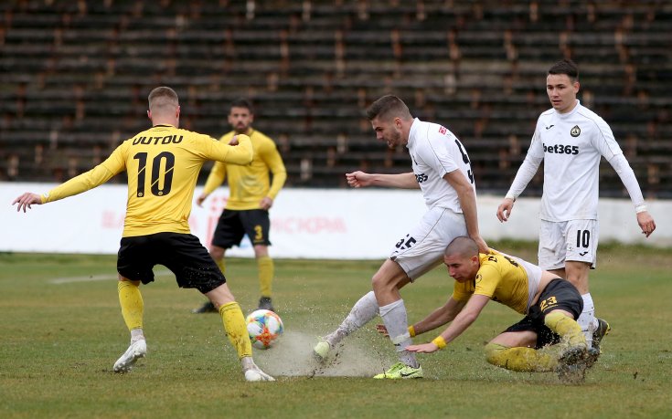 От Ботев Пловдив поискаха публика на плейофа със Славия