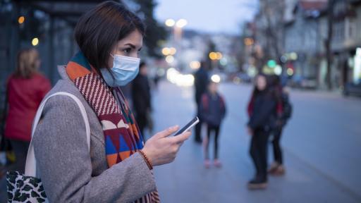  <p>10 <strong>мита за коронавируса</strong>, на които да <strong>не вярваме</strong></p> 