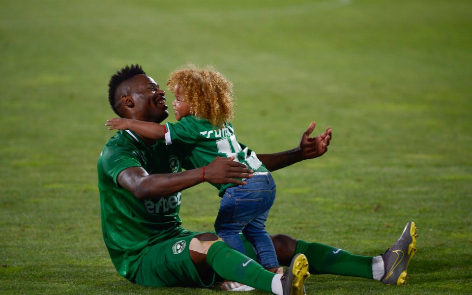 Селекционерът на Конго Валдо Кандидо официално оповести листата с футболисти,