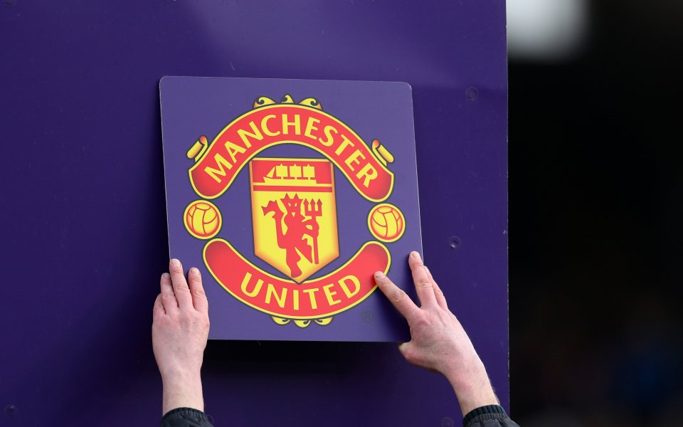 Стойността на Манчестър Юнайтед се е сринала с космическия един