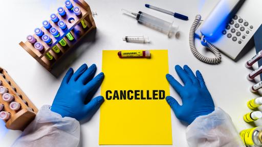  От през днешния ден: Забраняват се разходки в паркове и градини 