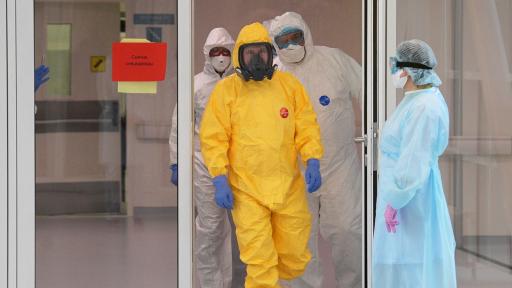  <p>Путин облече защитни облекла в жълто (видео)</p> 