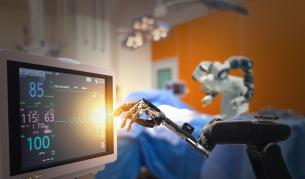 Роботи се включиха в борбата с коронавируса в Тайланд