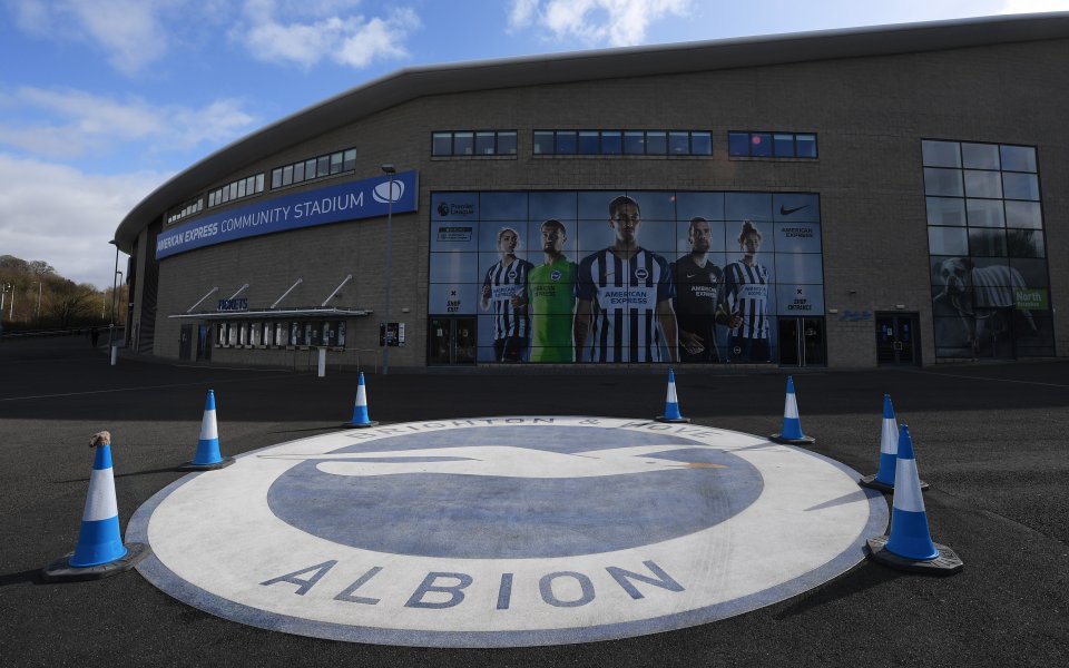 Отборът на Брайтън обяви, че клубът е регистрирал една положителна