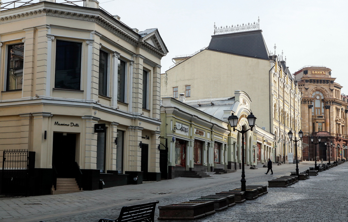 <p>В огласения на правителствения уебсайт декрет се казва, че Русия &quot;временно ще ограничи трафика&quot; през националните граници, за да предотврати нови инфекции.</p>