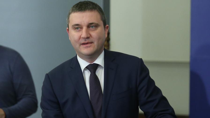 Горанов: Отново трябва да помислим върху облагането на хазарта