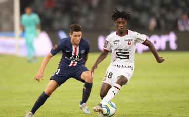 Футболът е спрял всякаква активност но клубовете продължават да работят