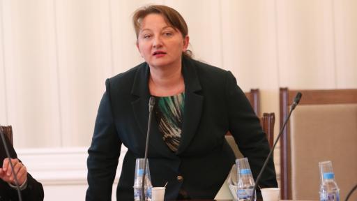  Деница Сачева 