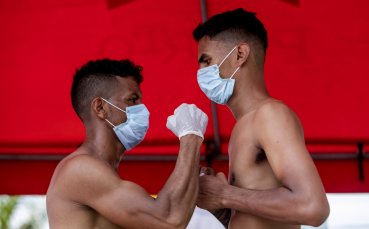 Напук на пандемията от коронавирус в Никарагуа проведоха боксова галавечер