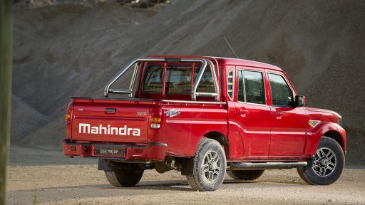  Индийската Mahindra е публично показана на родния пазар. Пикапът GOA PIK-UP PLUS се продава у нас от началото на януари 2020 година, като стартовата му цена е 43 990 лева без Данък добавена стойност. 