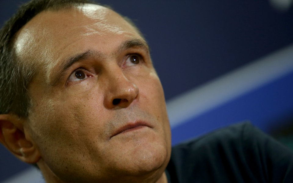 Феновете на Левски написаха писмо до спонсора на тима Васил