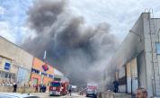  Голям пожар в склад в Пловдив (СНИМКИ) 