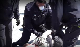 Коронавирус, десетки арестувани в Германия, протести