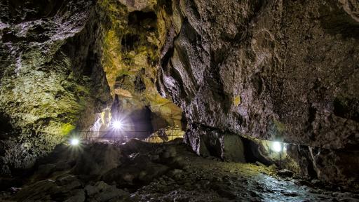  Пещерата „ Бачо Киро “ 