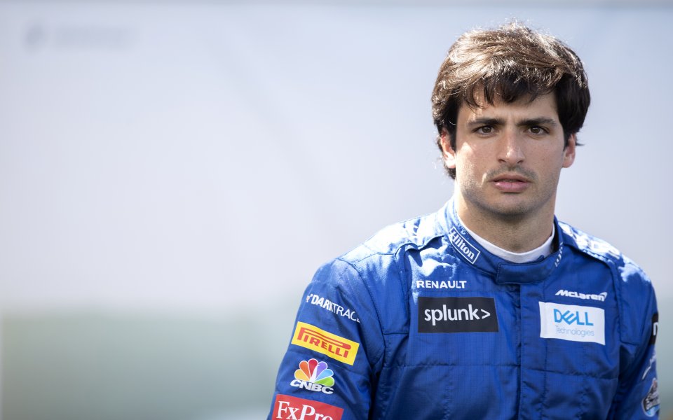 Ферари ще обяви привличането на Карлос Сайнц в отбора до