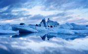  Тревожно: Арктика може да остане без лед до 2035 година 