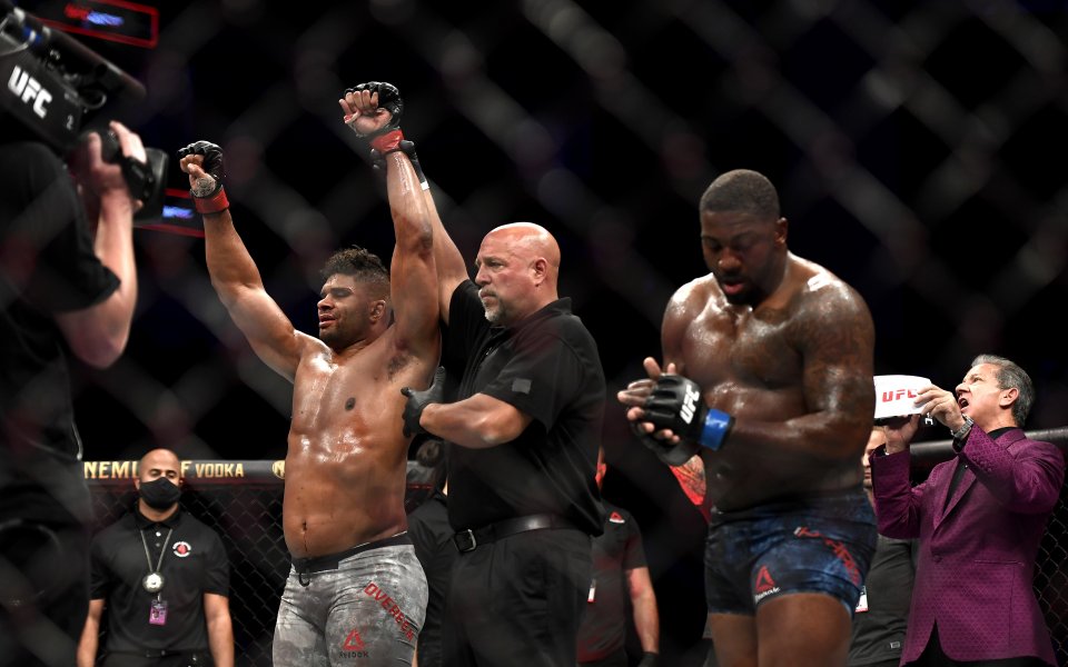 Холандският исполин и осми в ранглистата на претендентите в тежка