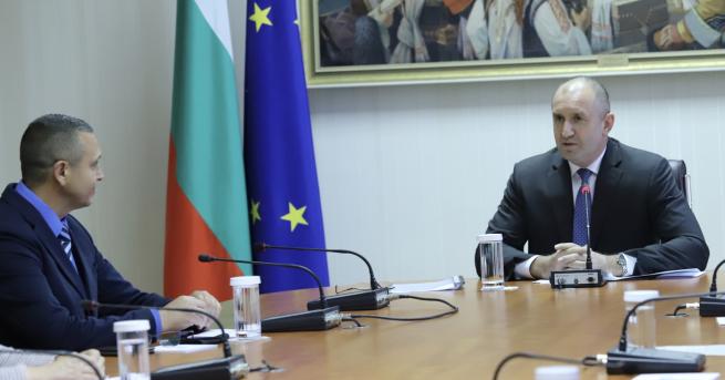 България Радев Трябва да изградим съвременна детска болница Той заяви